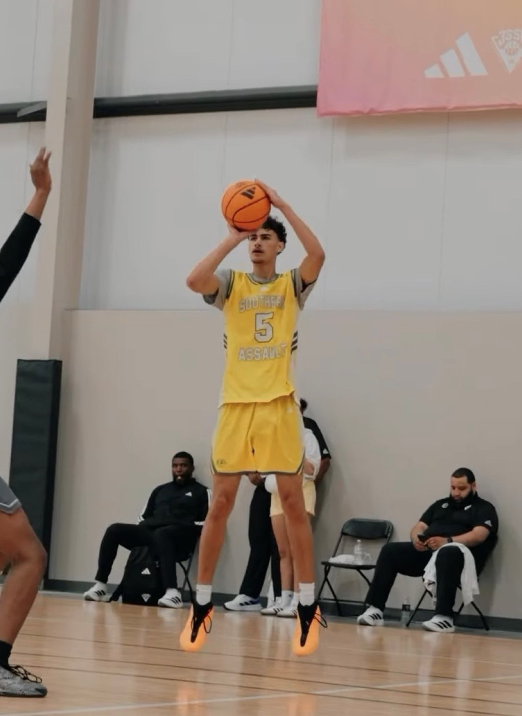 Aiden Bezenah shooting a three for Southern Assault 3SSB